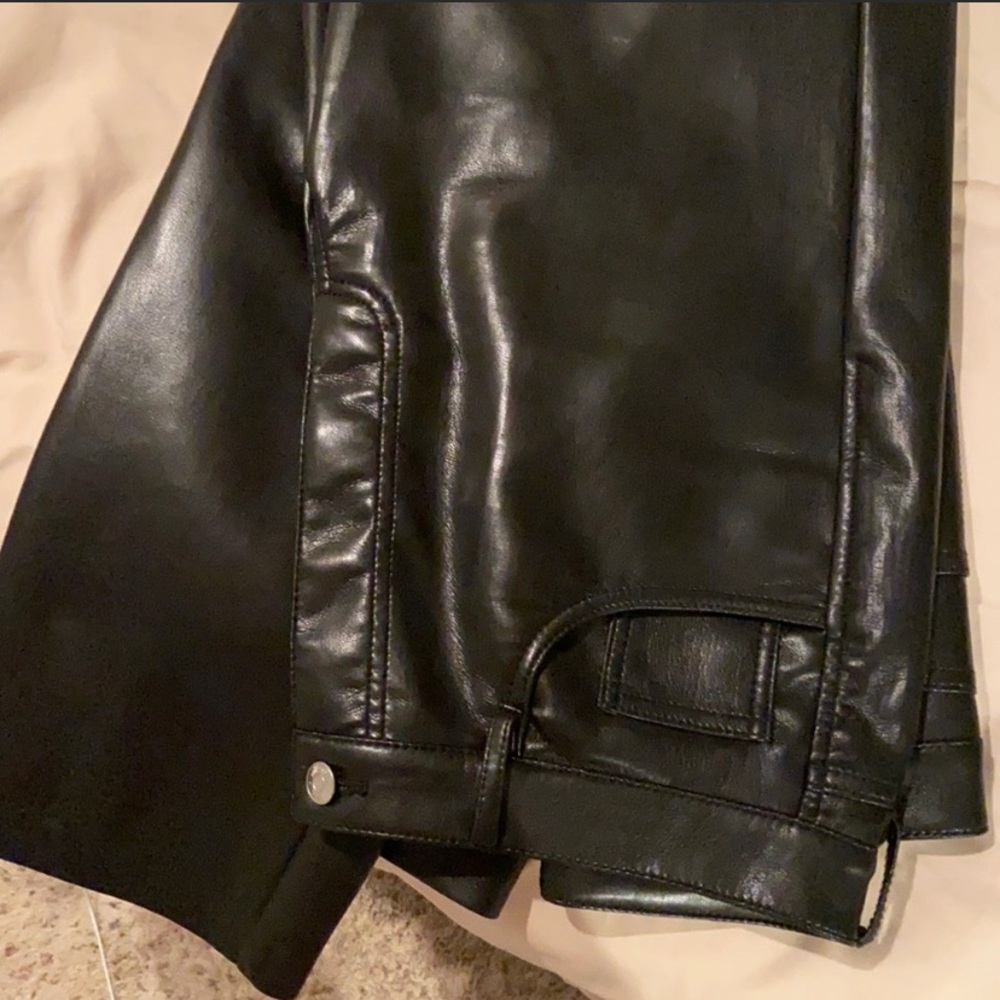 Cropped Aritzia Melina Pant